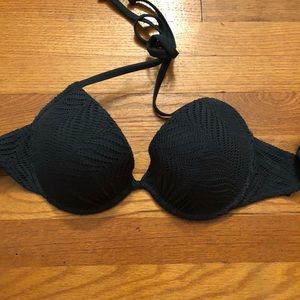 BATHING SUIT TOPS FROM H&M